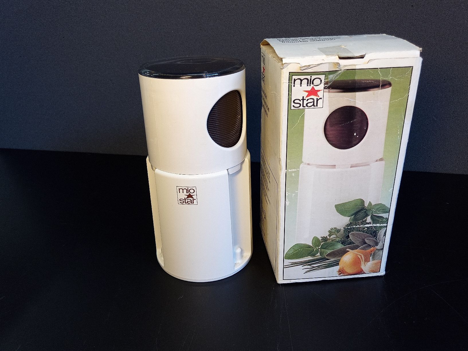 Mio Star Elettrodomestici da cucina: Mio Star Kräuterhacker mit OVP – Usato da Reiden venduto da Zofi-Brocki