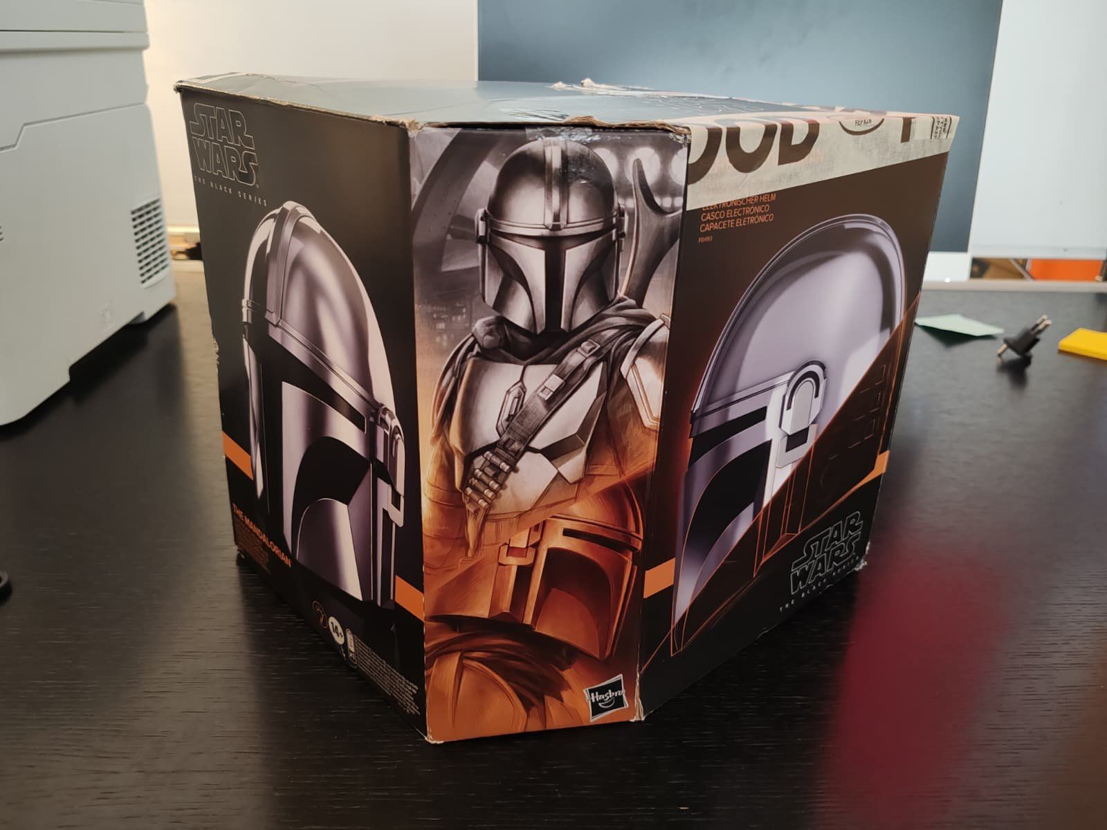 Uniformi & Effetti personali: Hasbro Star Wars Black Series Mandalorian Helm – Nuovo (secondo la descrizione) da Bern venduto da PrettyGood 6