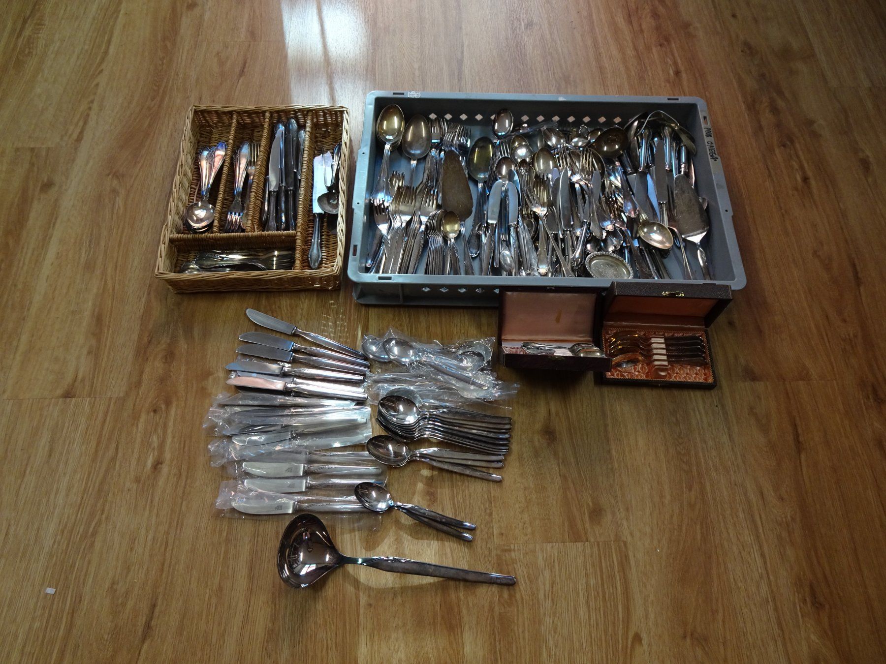 Bestecksets: Lot Besteck versilbert – Gebraucht aus Winterthur von Sintoras01