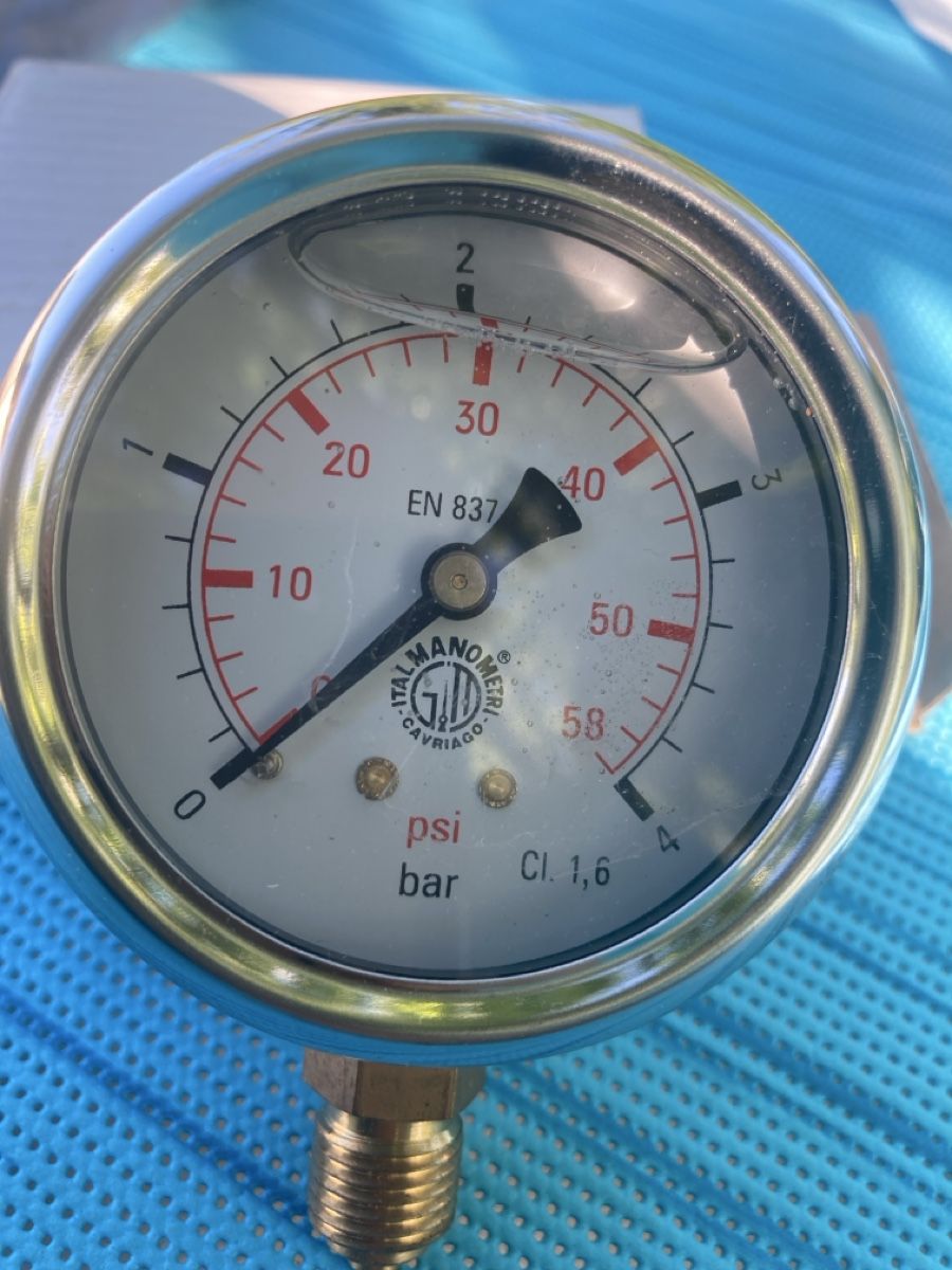 Medizinaltechnik: Manometer 0 - 4 bar – Neu und originalverpackt aus Büren/ So von u.limacher