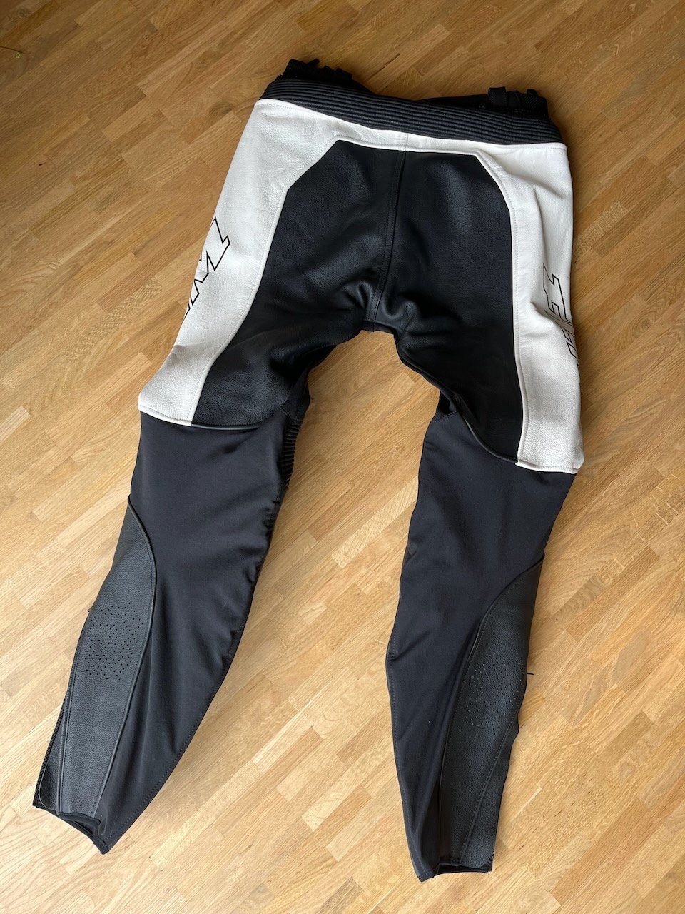 FLM Pantalons: FLM Leder Kombihose Grösse 50 – Neuf (Voir description) à Luzern par Kwak 1