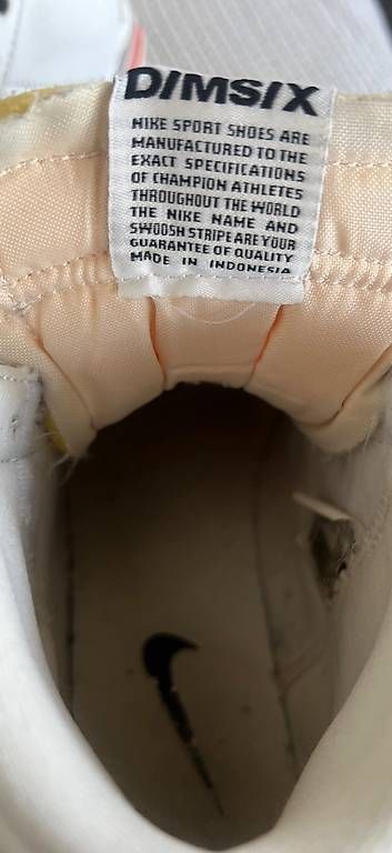 Scarpe da uomo: Nike Schuhe gr 40.5/6.5 – Usato da Frauenkappelen venduto da ann_65rk 4