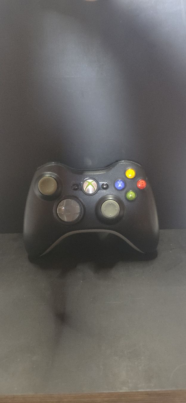 Controller: Xbox 360 Controller schwarz original gebrauchter Zustand – Usato da Eggiwil venduto da not_qhp7