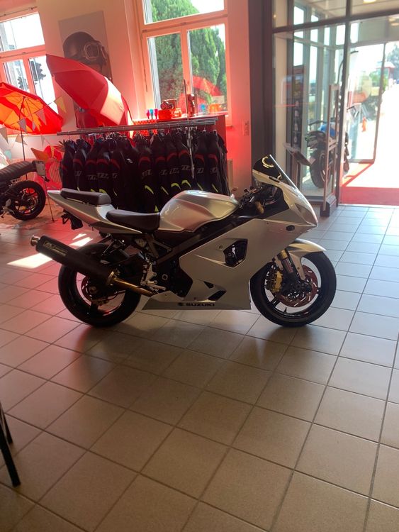 Suzuki Strada: Suzuki Gsx-R 600 25kw gedrosselt – Nuovo (secondo la descrizione) da Horgen venduto da DDM-GARAGE 3