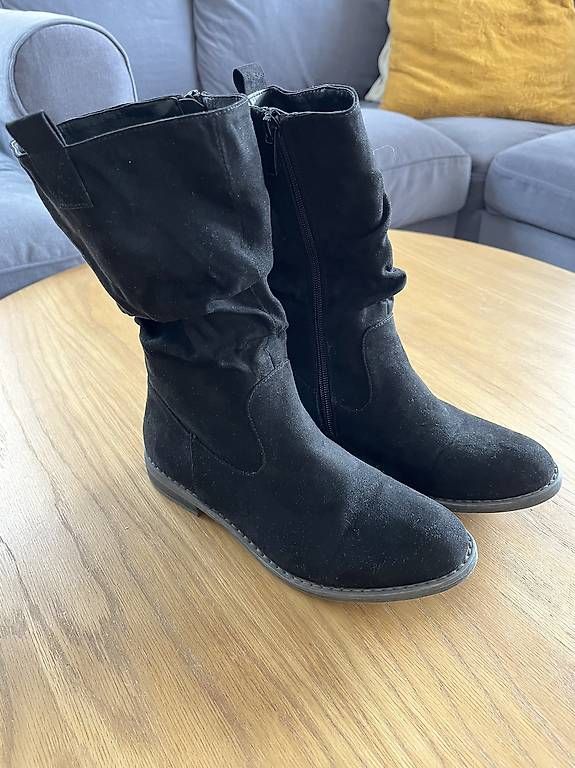 Scarpe da donna: Winterstiefel schwarz Gr. 37 – Usato da Muri AG venduto da gie_89f5
