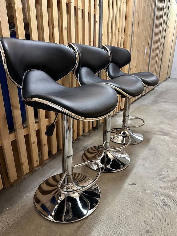 Tabourets: Barhocker 3 sets – D'occasion à lausanne par Thomas80