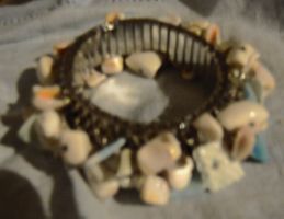 21)  Armband