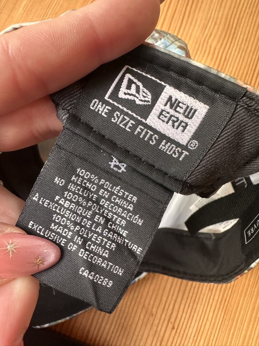 New Era Copricapi, berretti & cappellini: New Era Cap - Louvre Edition  – Usato da Rorbas venduto da ComfySofa 3