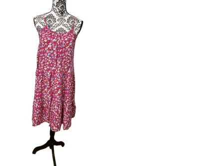 Sommerkleid Blumenmuster Gr. M / luftig leicht