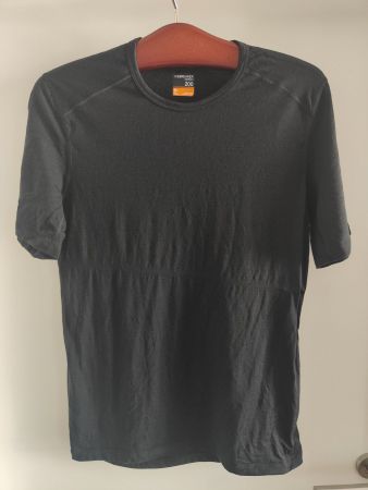 1 Icebreaker T-shirt, Merino 200, M