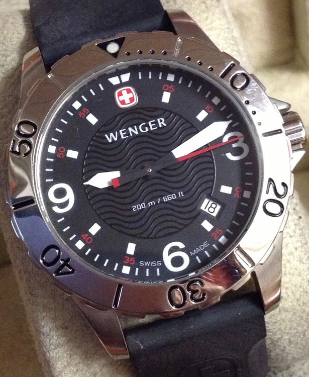 WENGER swissmade Herrenuhr ( Neue Preise 345 CHF ) Kaufen auf Ricardo
