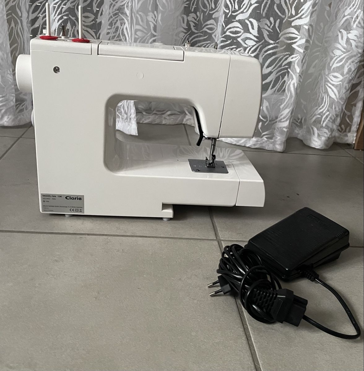 Macchine da cucire: Claire Model 13K Freiarm Nähmaschine – Difettoso da Obergösgen venduto da File75 6