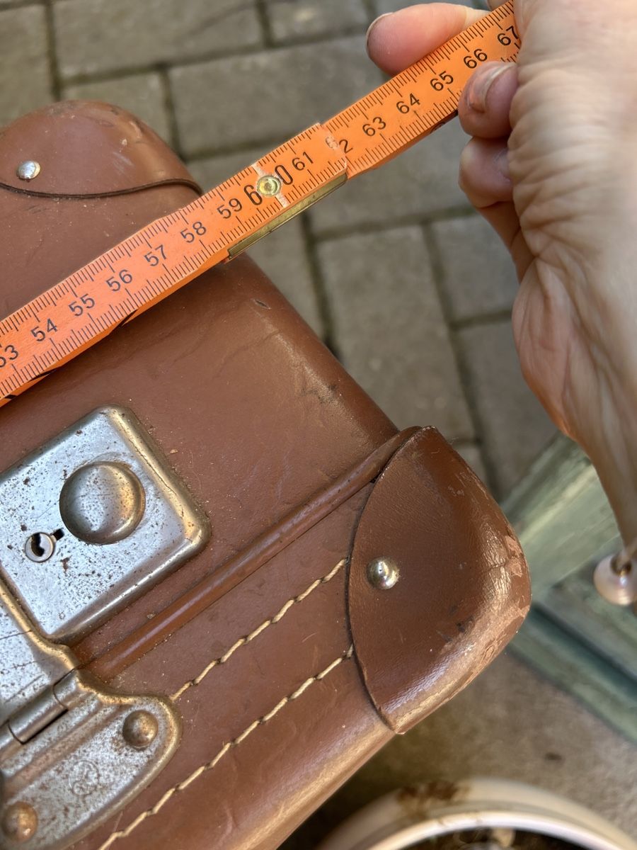 Valigie: Alter Reisekoffer in braun – Usato da Kirchdorf BE venduto da Stella130 3