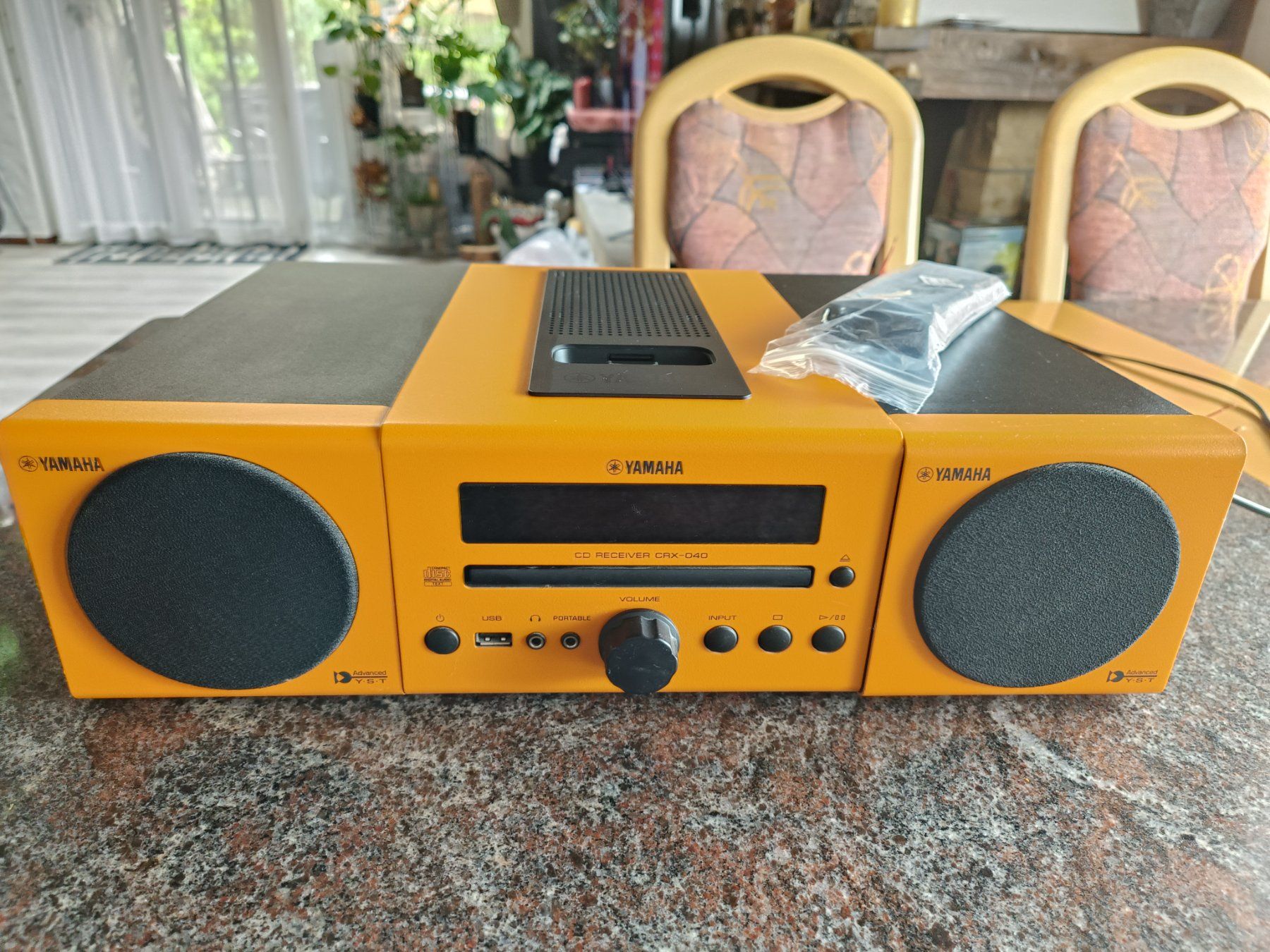 Yamaha Récepteurs: Yamaha CD Receiver CRX - 040 – D'occasion à Bätterkinden par Elefantenzoo