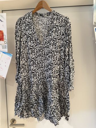 Zara Kleid Gr. XS