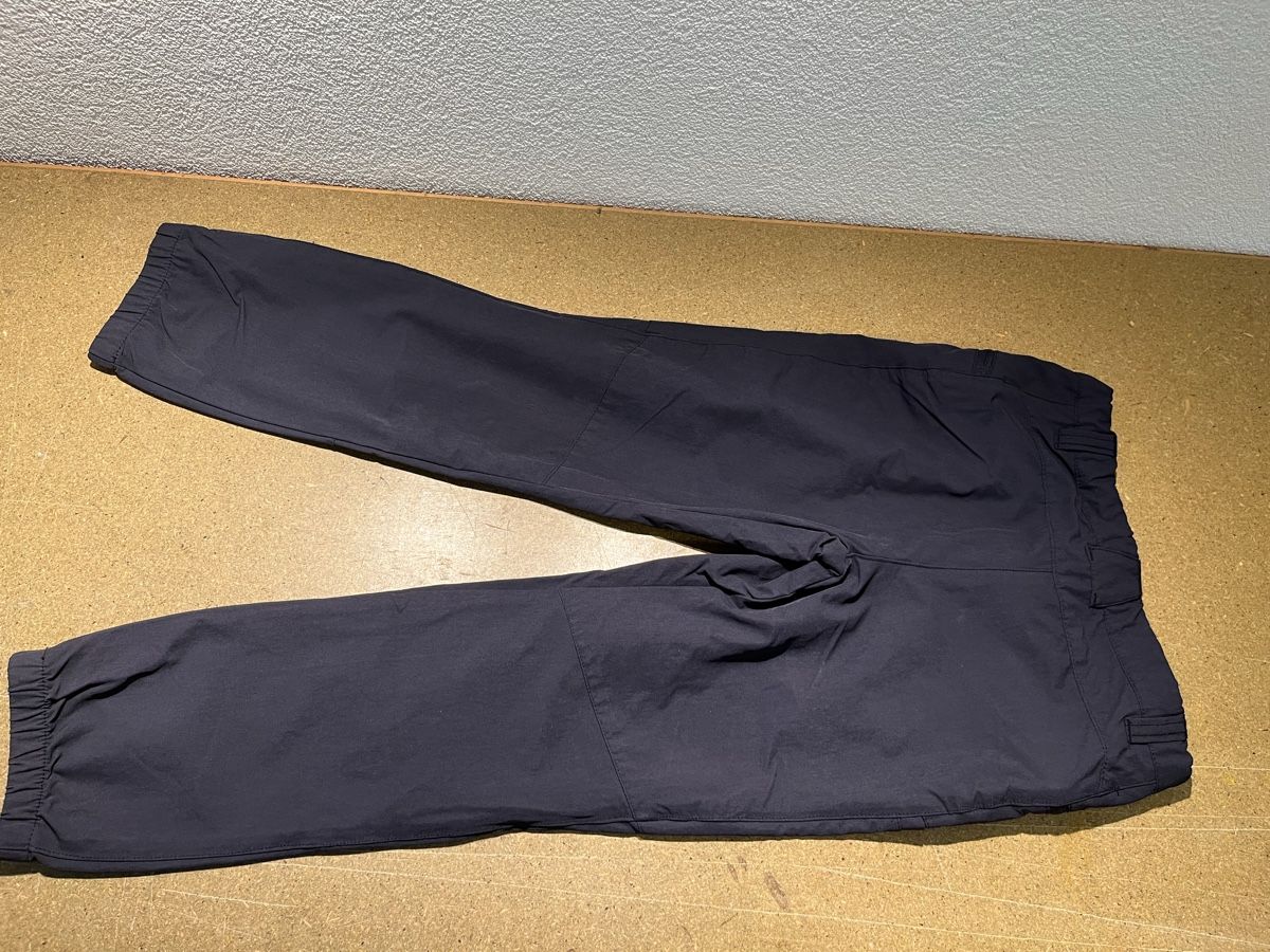 Mckinley Pantaloni: Wanderhose Mc Kinley Gr.128 – Usato da Bülach venduto da Papagei7 1