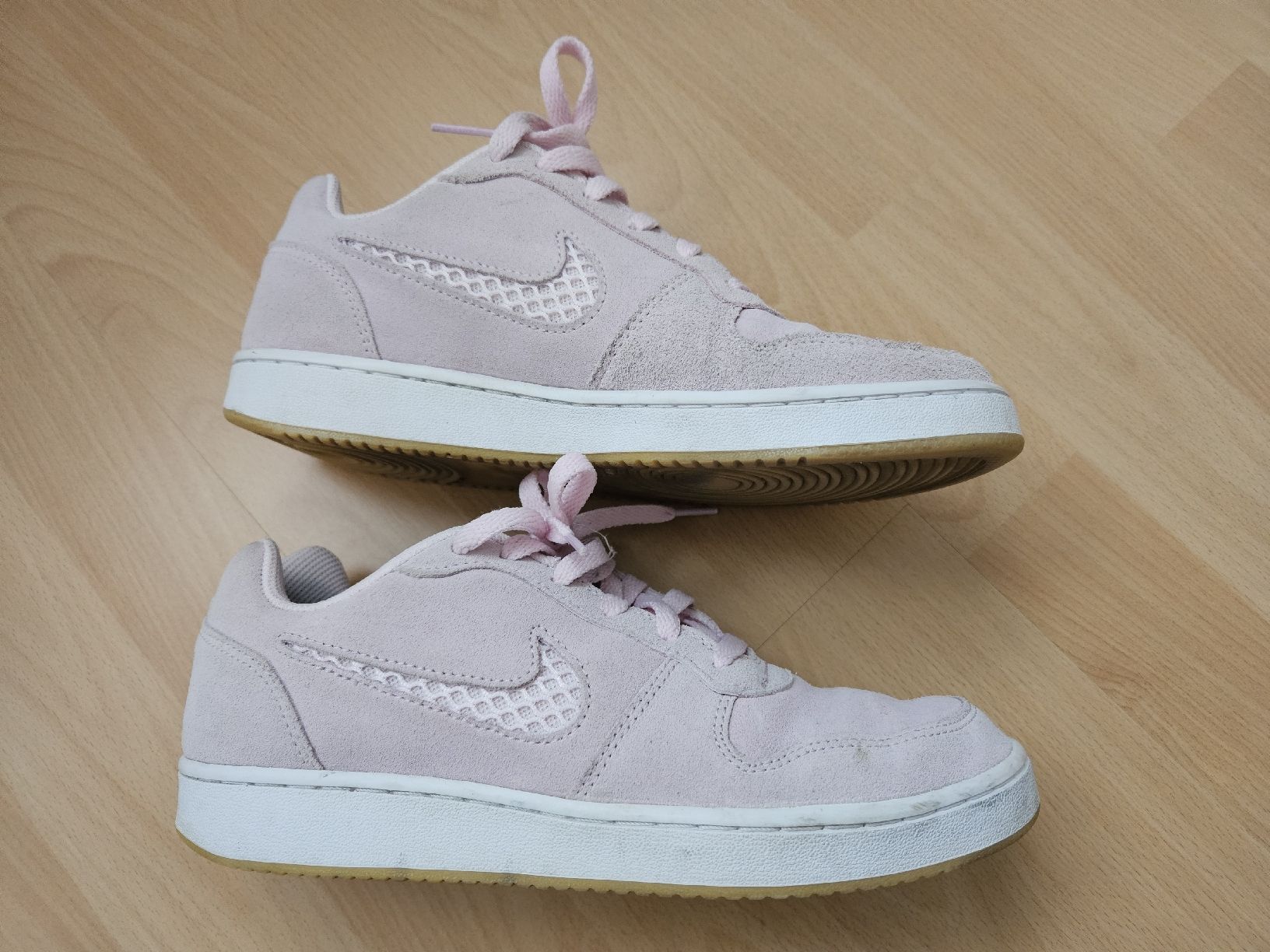 Nike Damenschuhe: Nike Sneaker – Gebraucht aus huttwil von care.b 3