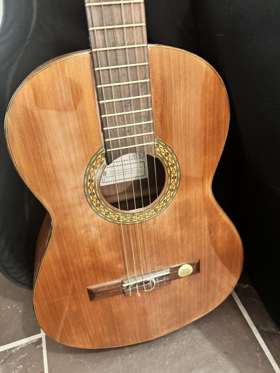 Musikinstrumente: Gitarre – Gebraucht aus Mels von aba_2jjm 1
