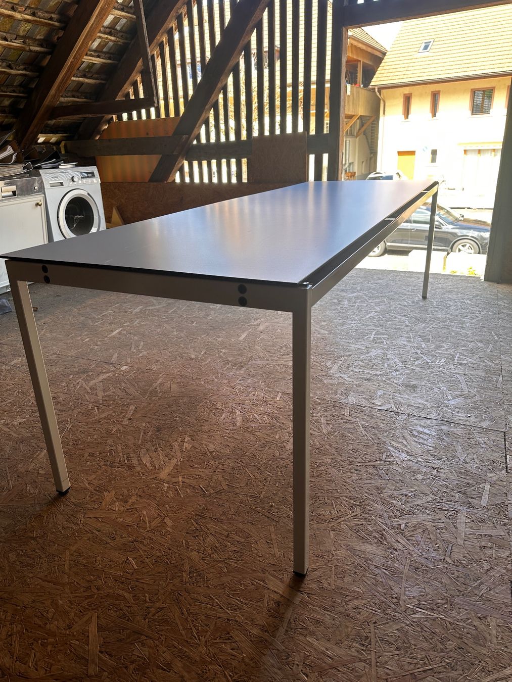 Scrivanie: Moderner Bürotisch Alinea! 250x80cm – Usato da Rheinfelden venduto da PowerGroup