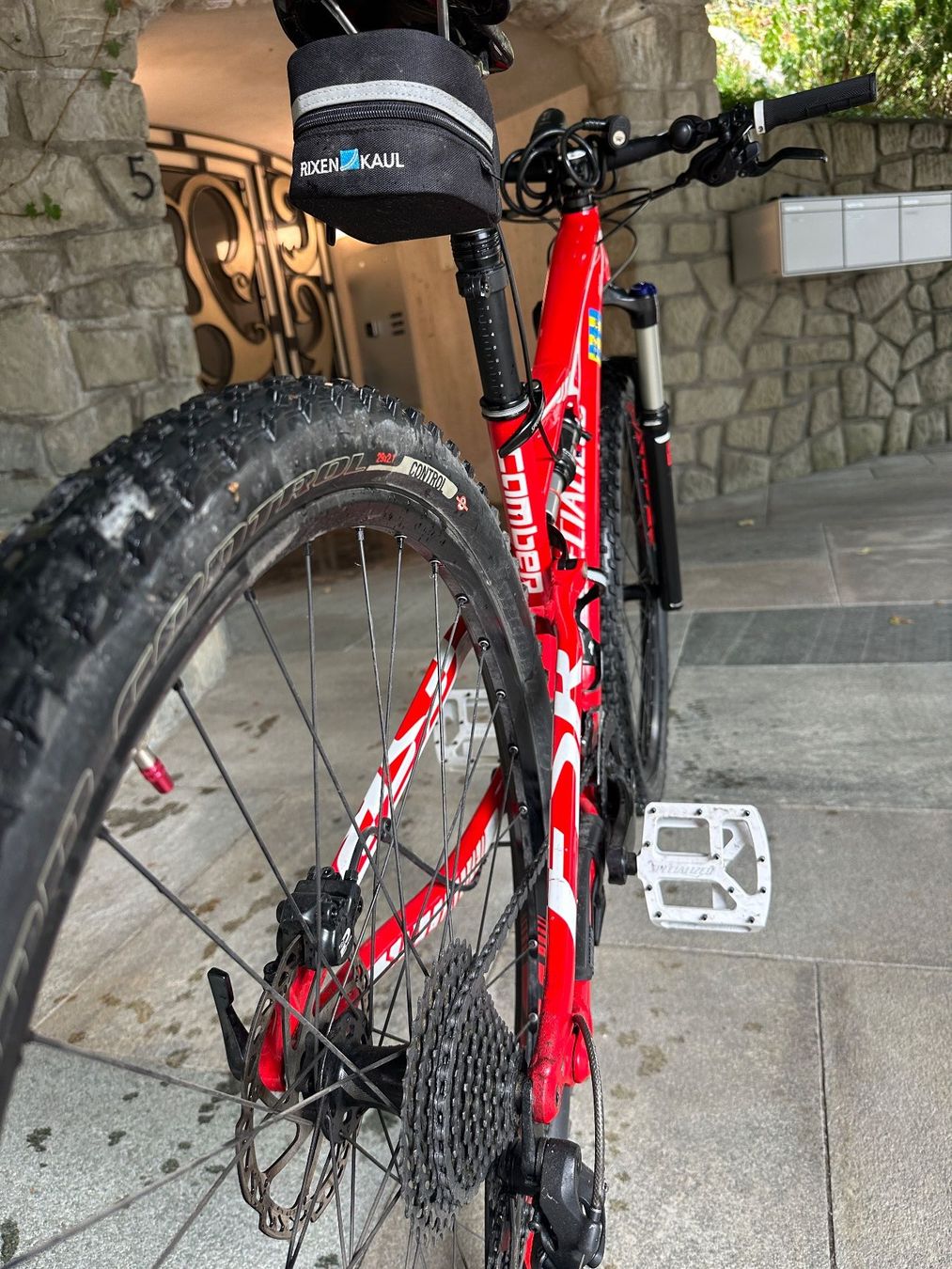 Specialized Biciclette: Specialized Comp, Rot-Weiss, Grösse S – Usato da Dierikon venduto da ayd_jgl2 3