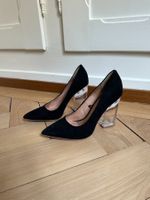 Pumps schwarz mit durchsichtigem Absatz 39