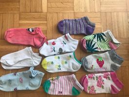 Socken 10 Paar ca Grösse 31-34 / Porto 3.40
