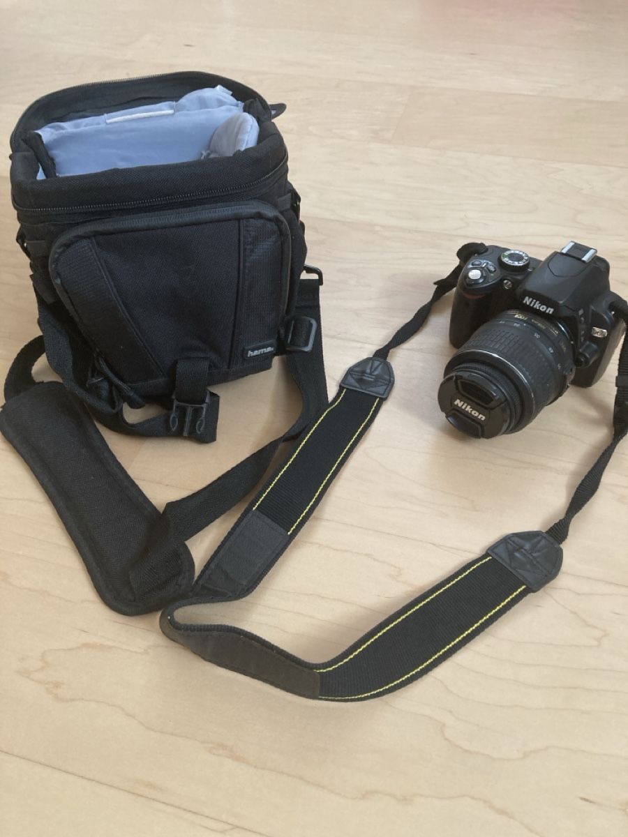 Nikon Appareil photo: Verkaufe Nikon Kamera mit Tasche – Défectueux à Kirchberg BE par gab_x6wb 1