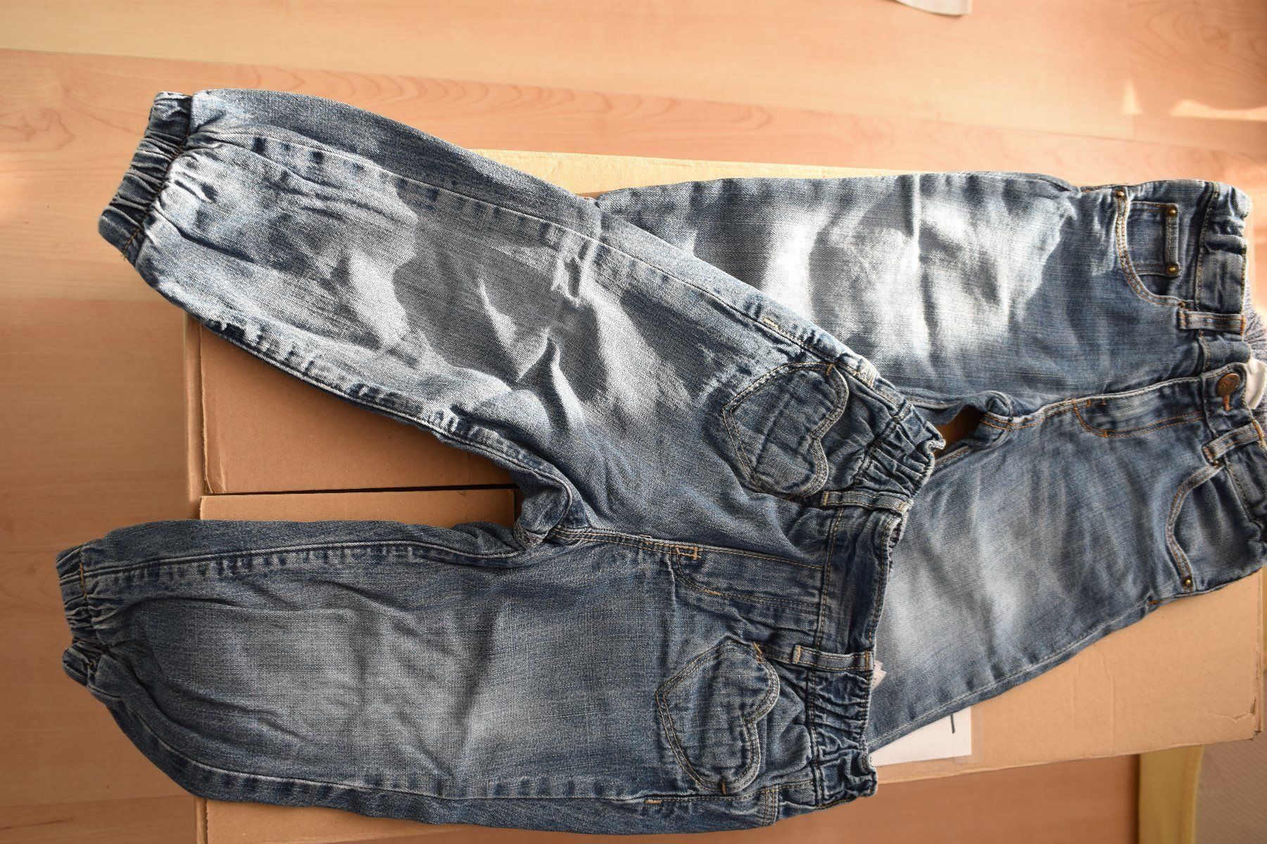 Lotti & Set di vestiti: 11-teiliges Kleiderpaket, Gr. 86 – Usato da Grüsch venduto da Wiiwarm 2