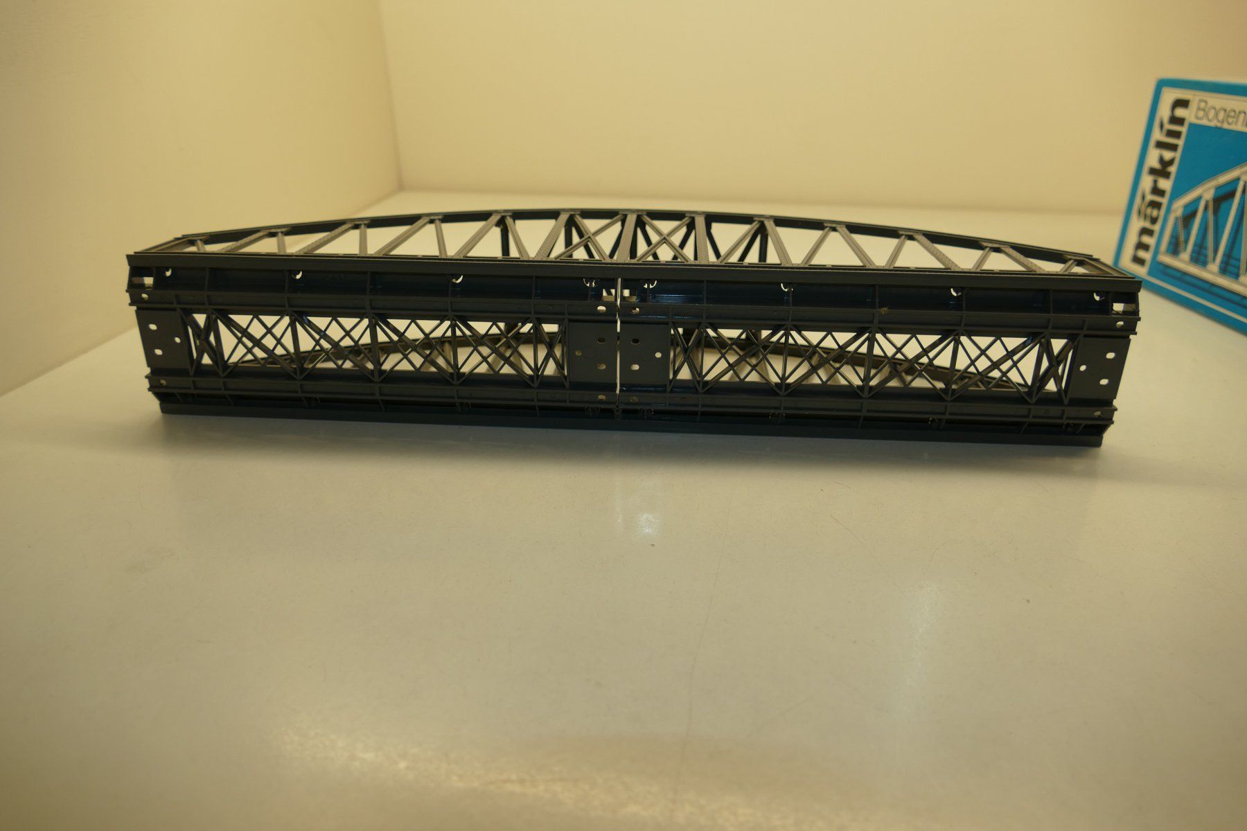 Märklin Modellini di ferrovie: Märklin H0: M+K-Gleis Bogenbrücke – Nuovo e nell'imballaggio originale da Niederhasli venduto da rail-duerst 6