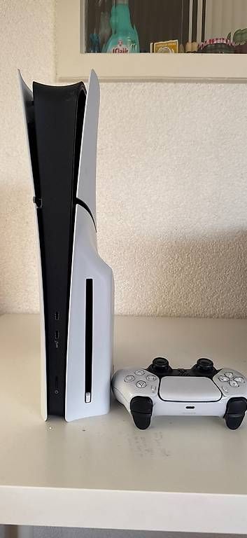 Konsolen: PlayStation 5 Slim – Gebraucht aus Yverdon-les-Bains von ged_xn2m 1