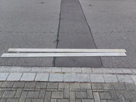3 Richtlatten div. Längen 3m und mehr 