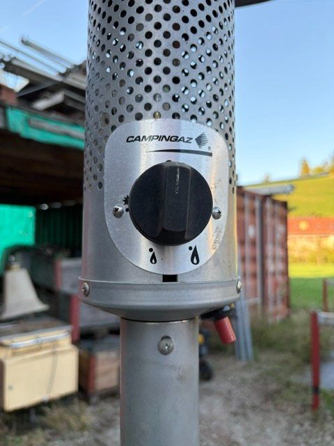 Campingaz Radiatori: Gas-Heizpilz – Usato da Diegten venduto da hawk57 3
