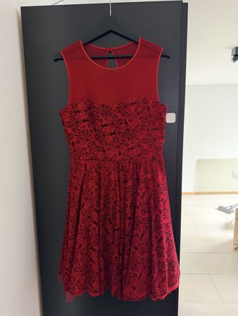 Kleid Gr. M