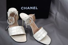 Weiße Vintage-Sandalen von Chanel, Stöckelabsatz, Größe 38.5