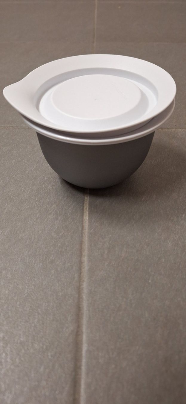 Tupperware Contenitori & Simili: Tupperware, bol / Schüssel (550ml) – Nuovo e nell'imballaggio originale da Lussery-Villars venduto da pousinete02