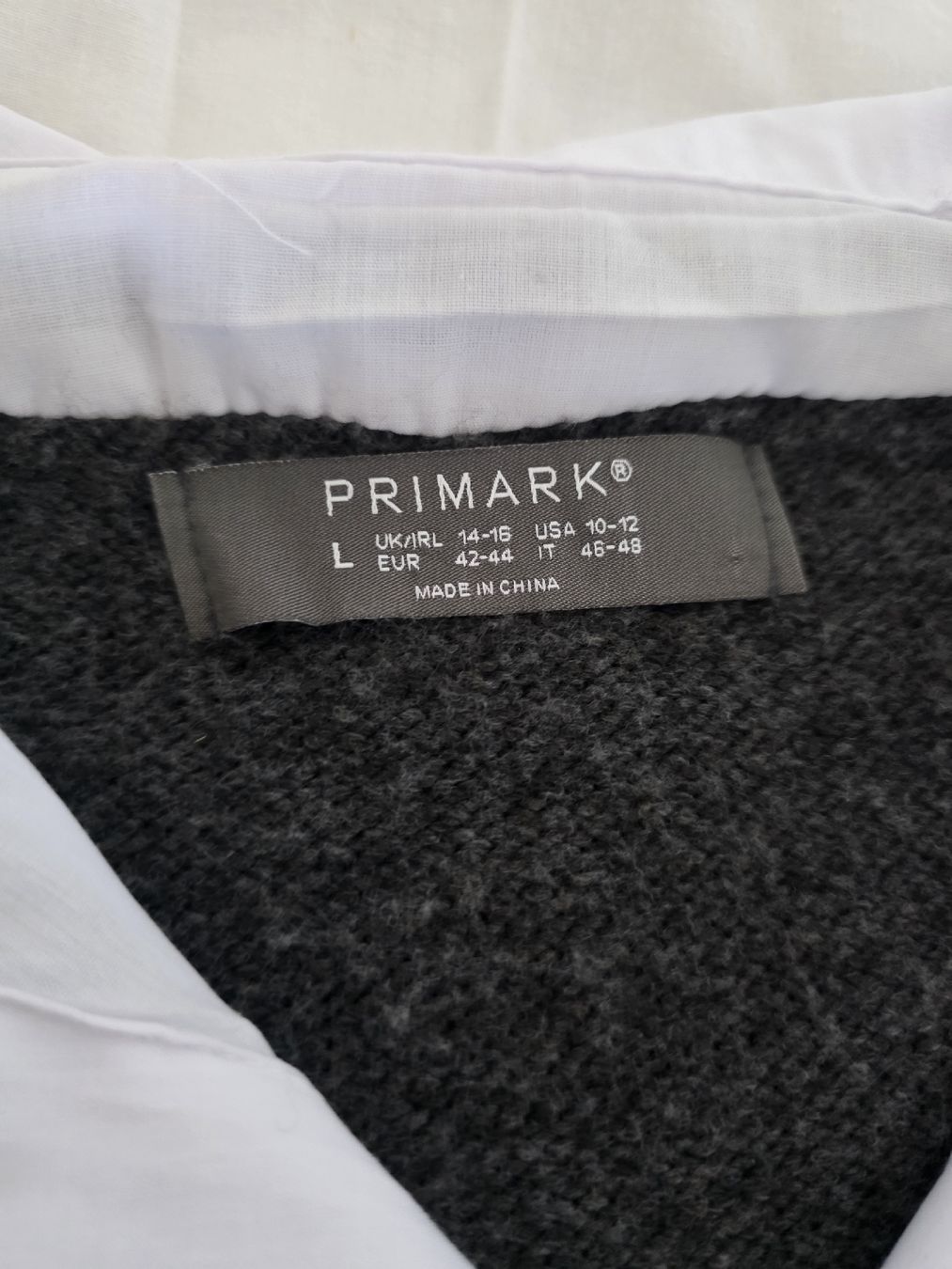 Kleider: Robe – Gebraucht aus Forel (Lavaux) von jon_565n 2
