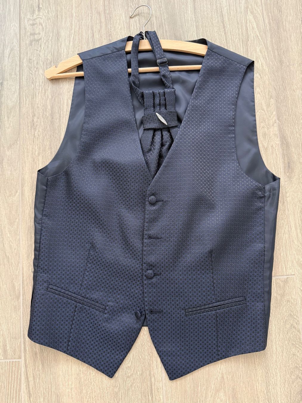 Completi: dunkelblauer Hochzeitsanzug Marke adimo Gr. 50 – Nuovo (secondo la descrizione) da Liestal venduto da Sun777 3