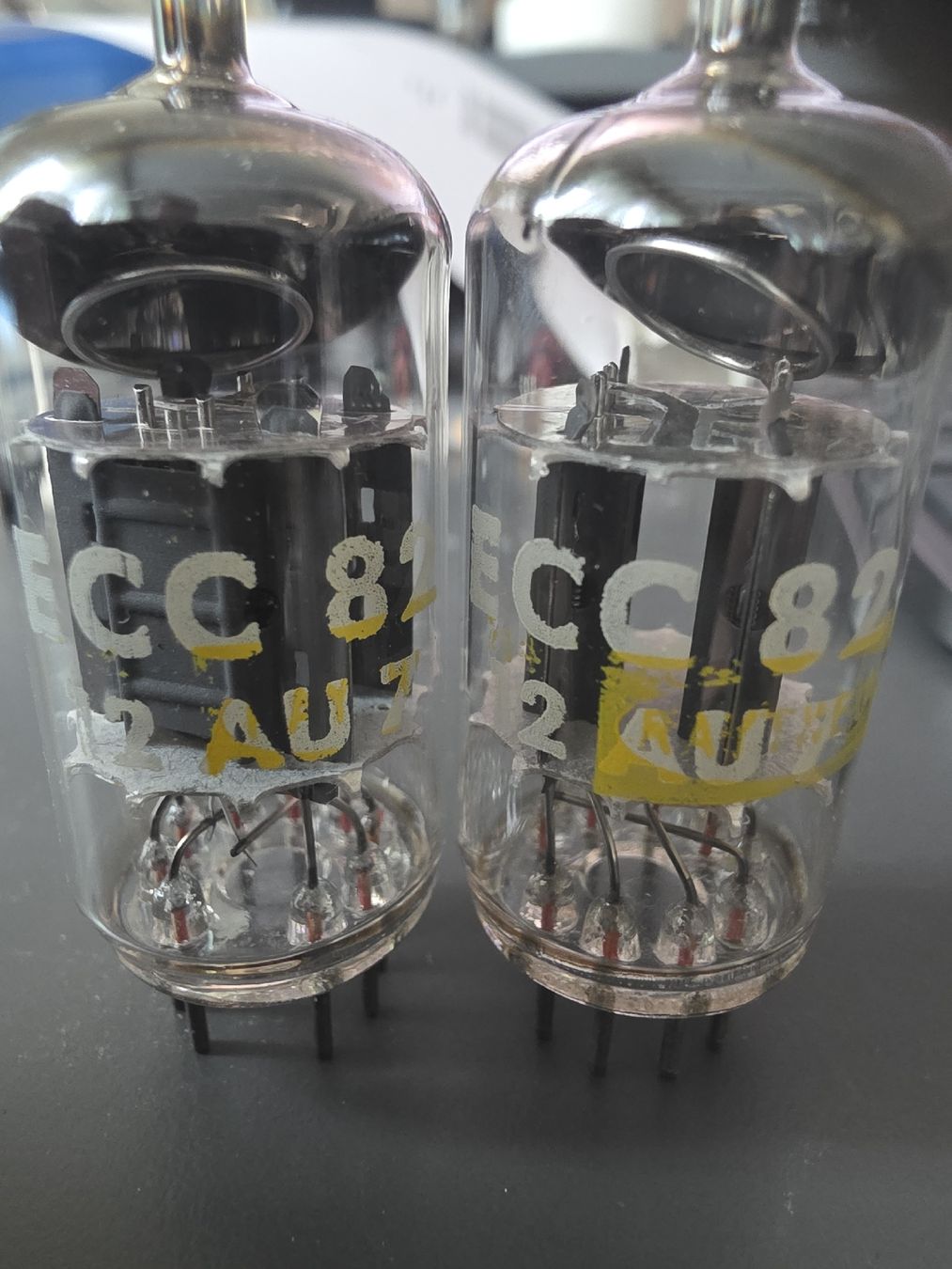 Panasonic Componenti elettronici: Röhren ECC82 12AU7 Vintage NOS NiB – Nuovo e nell'imballaggio originale da Grosswangen venduto da Bitubo 1