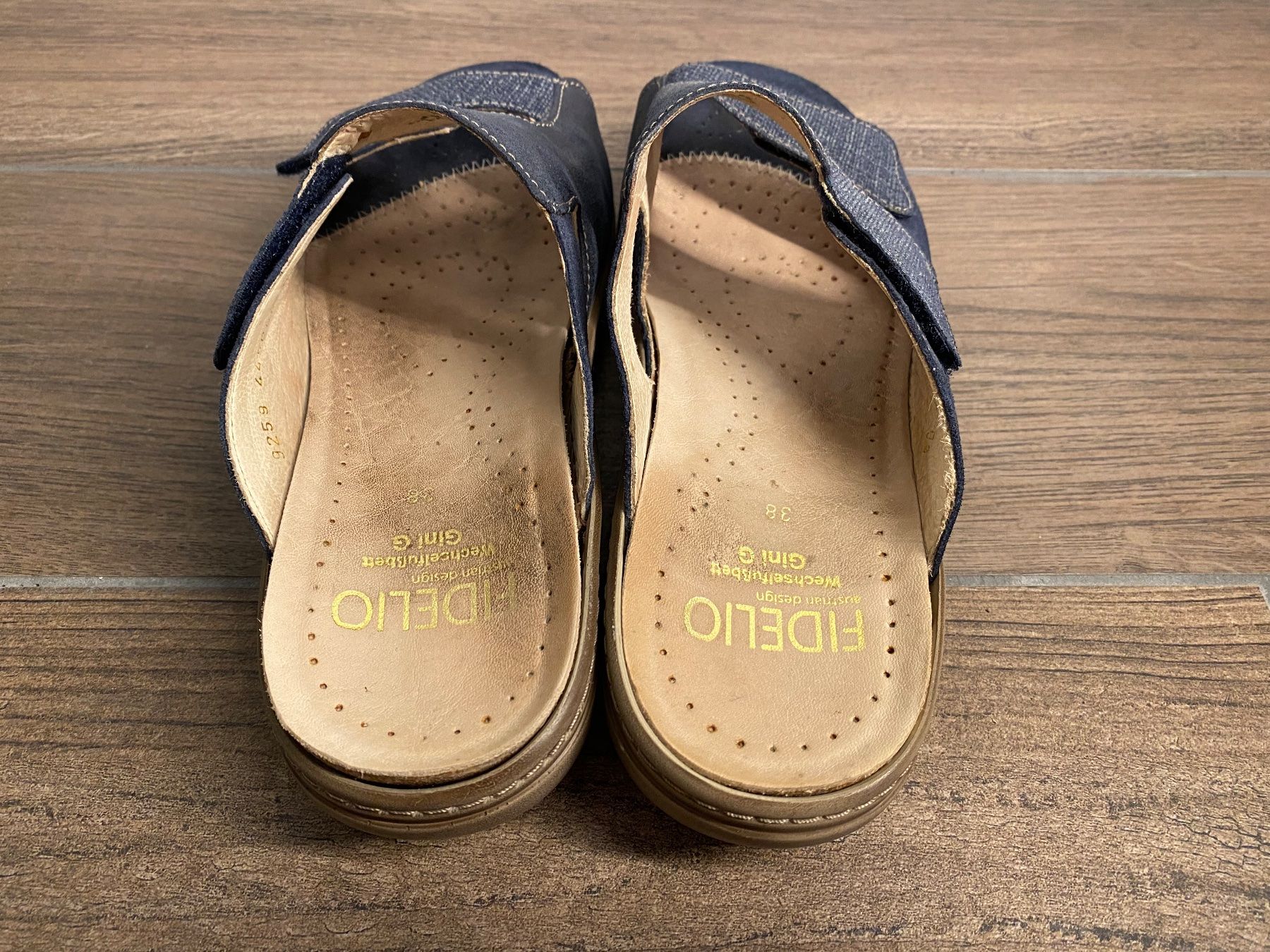 Fidelio Scarpe da donna: Fidelio Sandalen / Schlappen Gr. 38 – Usato da Pratteln venduto da a23_j2gs 2