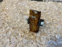Ring mit Bernstein/Amber/Ambre