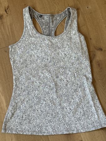 Gymshark Shirt