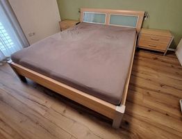 Bettrahmen mit zwei Nachttischen, Holz, Top Zustand!