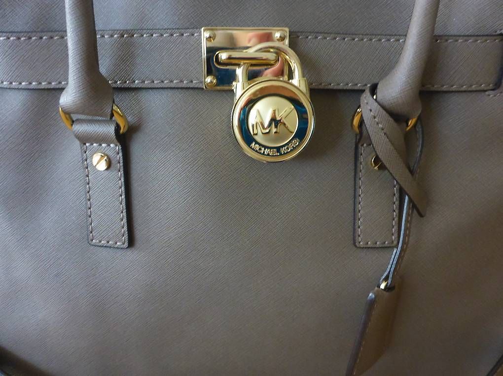 Michael Kors Borse da donna: Michael Kors Hamilton Tote taupe – Nuovo (secondo la descrizione) da Wettingen venduto da okatiki 1