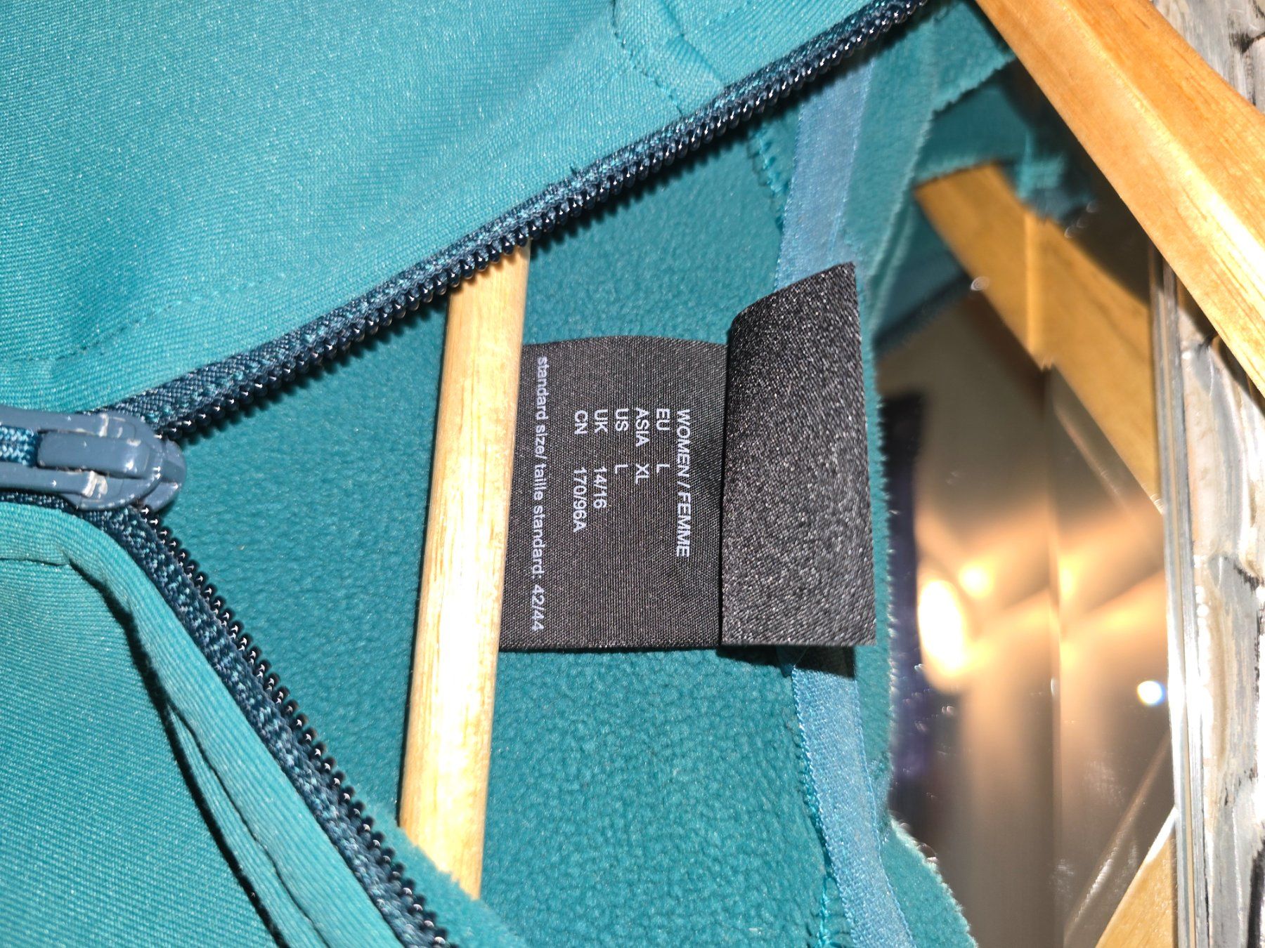 Jack Wolfskin Giacche: Jack Wolfskin Kapuzenfleecjacke Gr. L – Usato da Reute AR venduto da angelflower 4