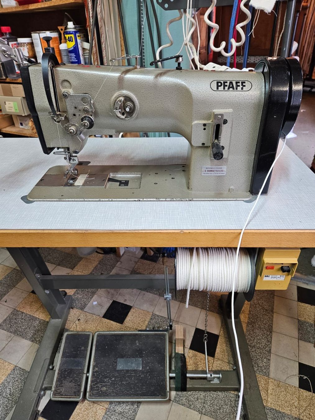 Pfaff Macchine da cucire: machine à coudre PFAFF – Usato da Genève venduto da mickael123