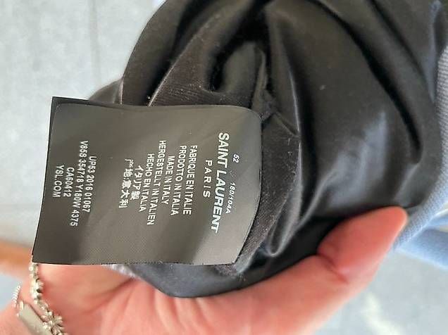 Saint Laurent Jacken: Rare Baby Blue Saint Laurent Teddy Jacket – Gebraucht aus Otelfingen von Boosted 2