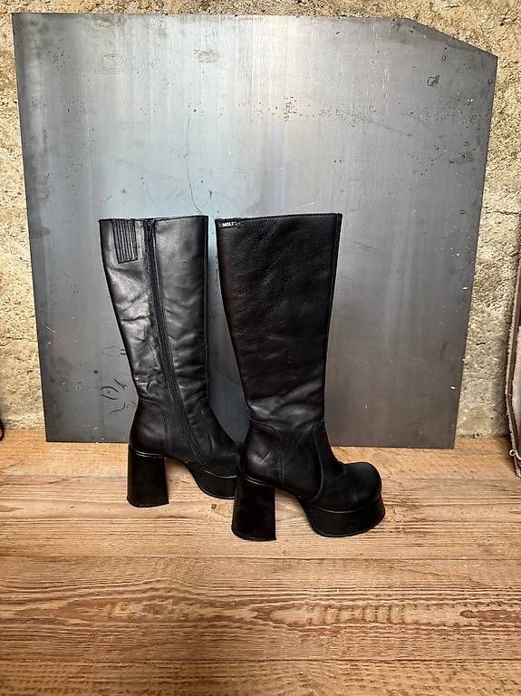 Chaussures femmes: Plateaustiefel – D'occasion à Wolfisberg par Santschi70 3