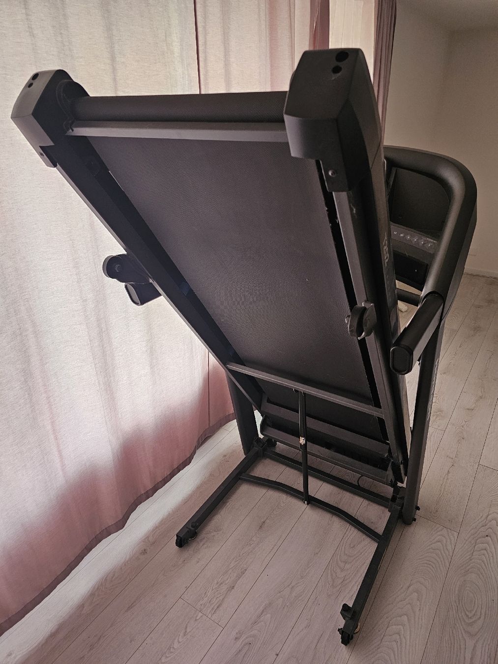 Horizon Hometrainer: Horizon T202 Treadmill Lightly Used – Gebraucht aus Chur von iul_7myr 6