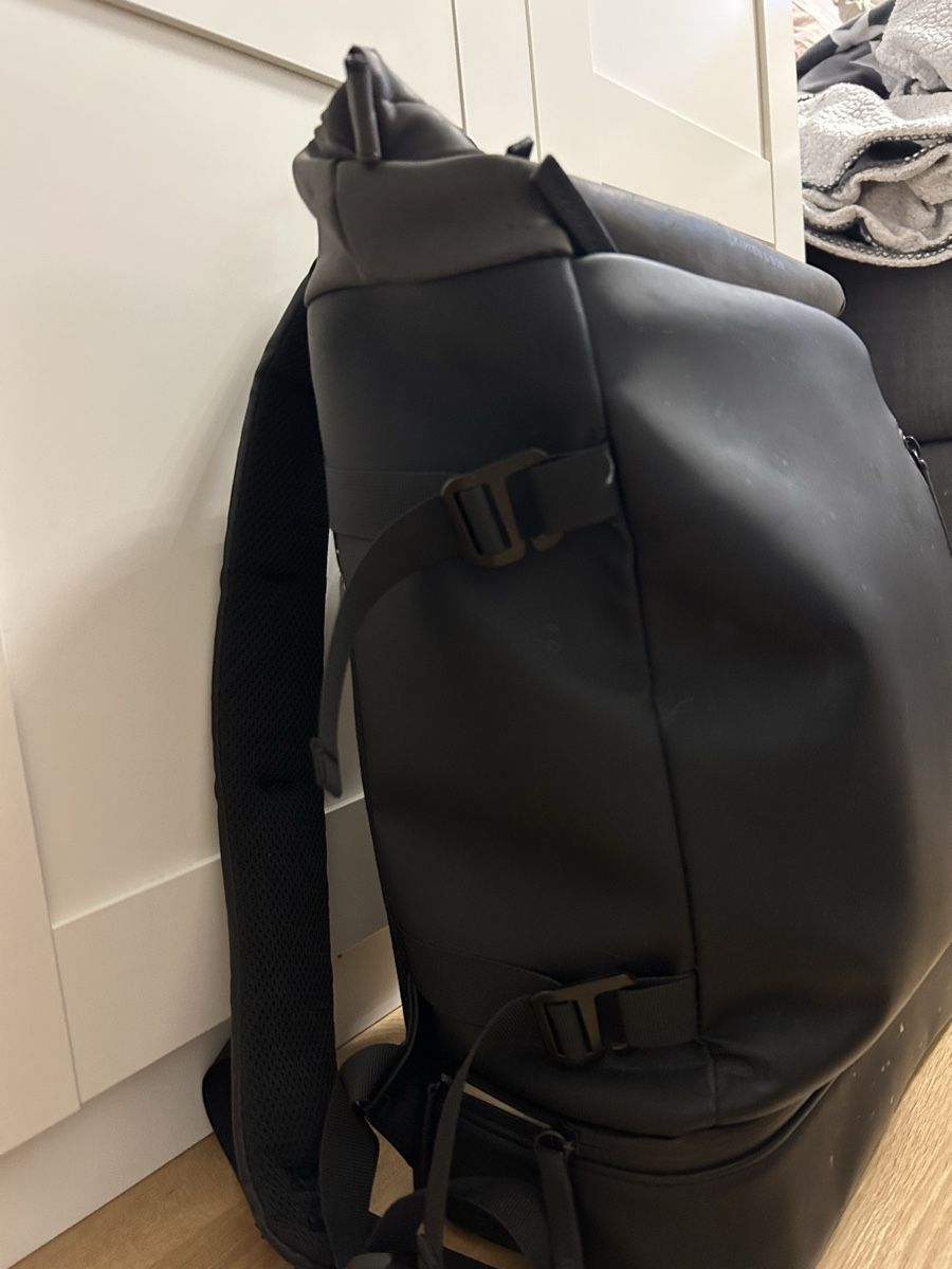 Kapten & Son Zaini: Kapten & Son Rucksack Helsinki, schwarz – Usato da Lausen venduto da Annagissaa 1