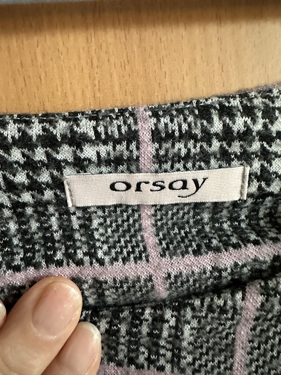 Vestiti: Très belle robe Orsay – Usato da Savagnier venduto da Pivovar2 1